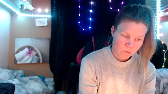 CallMeMaria online show from 03-06-25, 08:05