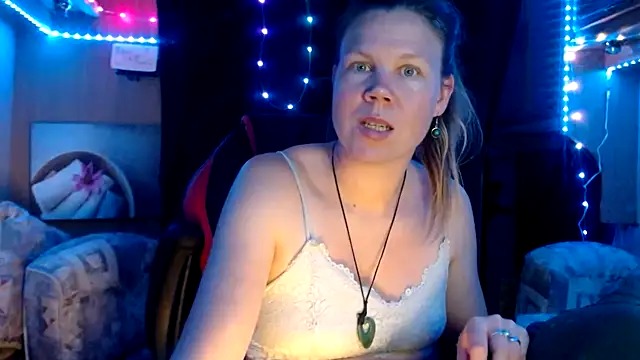 CallMeMaria online show from 03-12-25, 09:03