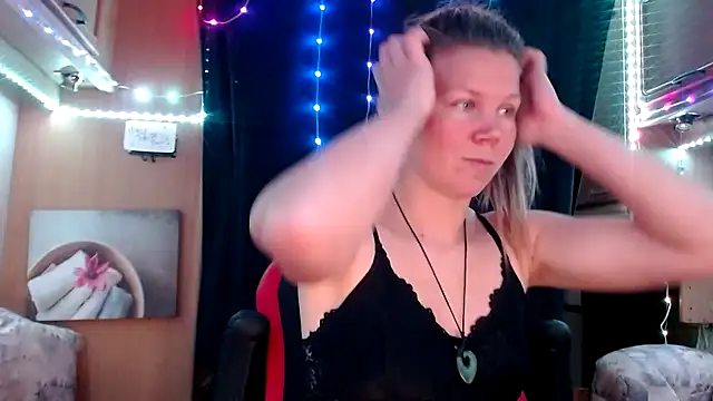 CallMeMaria online show from 03-13-25, 03:39