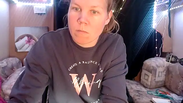 CallMeMaria online show from 03-22-25, 11:21