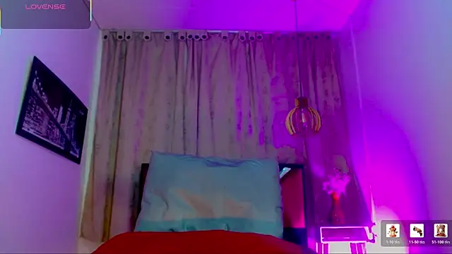 Snapshot of alexsandra_kiss chatting on 06-20-26, 11:26 alexsandra kiss online show from 06-20-26, 11:26