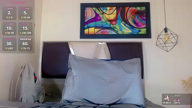 Snapshot of alexsandra_kiss chatting on 10-05-25, 11:34 alexsandra kiss online show from 10-05-25, 11:34