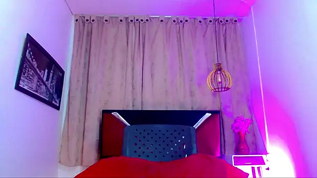 Snapshot of alexsandra_kiss chatting on 06-26-26, 11:27 alexsandra kiss online show from 06-26-26, 11:27