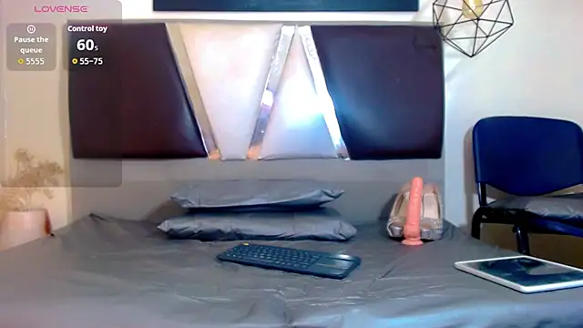 alexsandra kiss online show from 11-26-25, 11:21