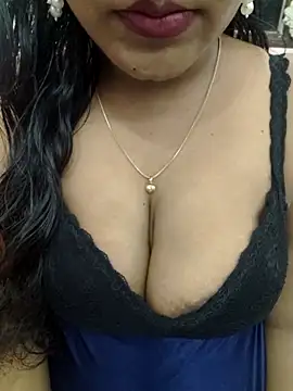 priya 00143 online show from 05-26-26, 04:27