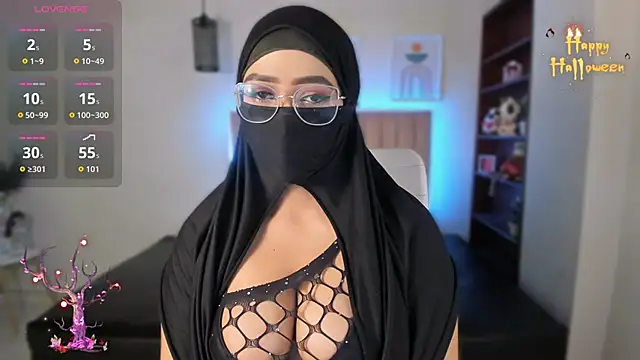 Sasha Anaan online show from 10-27-25, 12:39