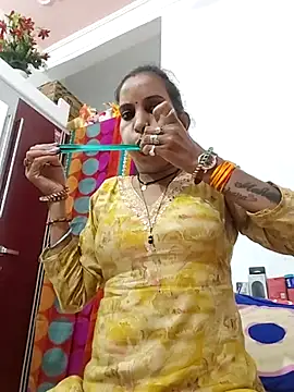 Hotty-Nidhi online show from 11-01-25, 01:38