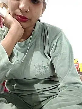 Hotty-Nidhi online show from 01-14-26, 04:10