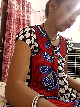 Snapshot of Hotty-Nidhi chatting on 09-12-25, 04:51 Hotty-Nidhi online show from 09-12-25, 04:51