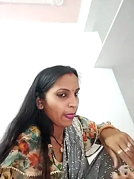 Snapshot of Hotty-Nidhi chatting on 03-19-25, 12:34 Hotty-Nidhi online show from 03-19-25, 12:34