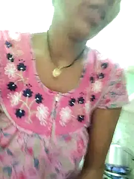 Snapshot of Hotty-Nidhi chatting on 09-19-25, 04:49 Hotty-Nidhi online show from 09-19-25, 04:49