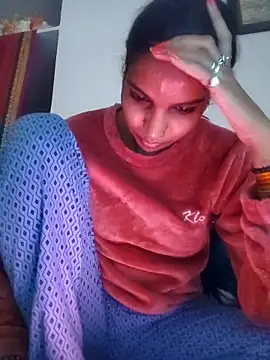 Hotty-Nidhi online show from 11-26-25, 04:45