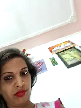 Snapshot of Hotty-Nidhi chatting on 06-25-26, 05:51 Hotty-Nidhi online show from 06-25-26, 05:51