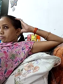 Snapshot of Hotty-Nidhi chatting on 05-29-26, 06:25 Hotty-Nidhi online show from 05-29-26, 06:25