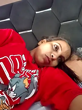 Snapshot of Hotty-Nidhi chatting on 05-27-26, 02:52 Hotty-Nidhi online show from 05-27-26, 02:52