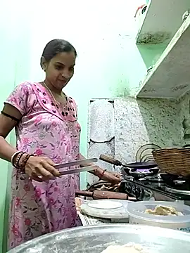 Hotty-Nidhi online show from 02-23-26, 04:40