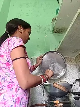 Hotty-Nidhi online show from 02-24-26, 05:19