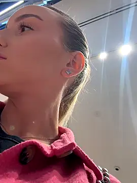 AlexisWhit online show from 11-01-25, 08:52