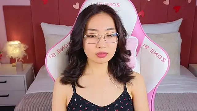 JaliaBennet online show from 03-15-25, 07:09