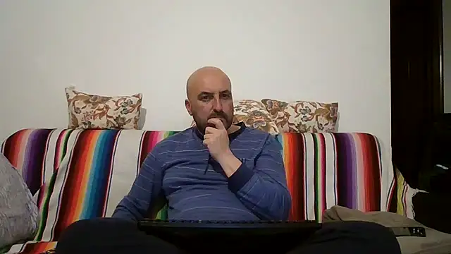 maxxxio12 online show from 04-10-26, 06:15