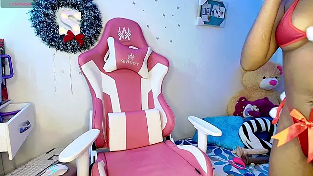 charlotte walker1 online show from 12-20-25, 10:51