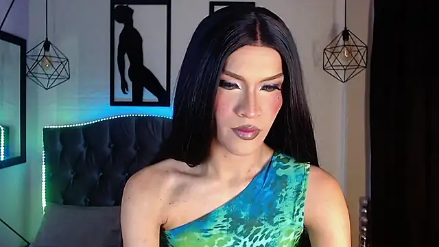 agatha rodriguez online show from 02-25-26, 07:03