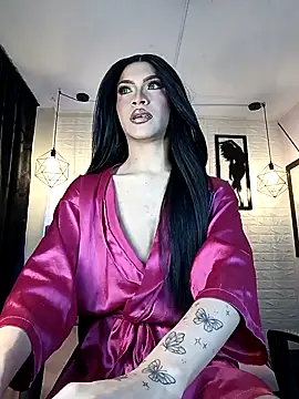 agatha rodriguez online show from 04-30-26, 12:45
