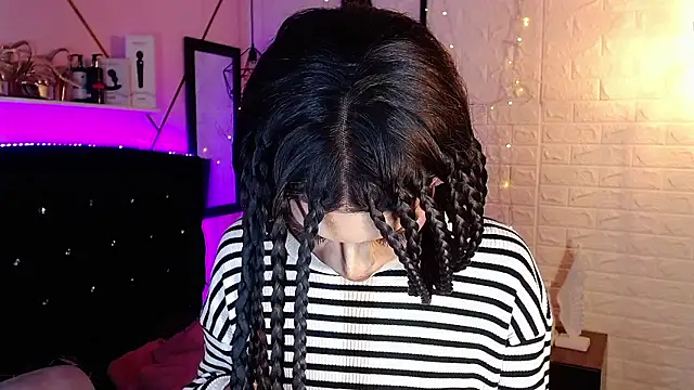 agatha rodriguez online show from 01-12-26, 02:13