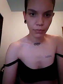 Snapshot of edi999 chatting on 10-09-25, 02:12 edi999 online show from 10-09-25, 02:12