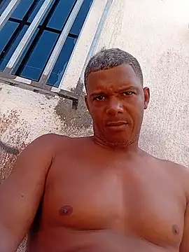 Snapshot of edisantos chatting on 08-04-26, 02:32 edisantos online show from 08-04-26, 02:32
