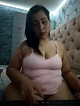 L ucero online show from 09-12-25, 07:24