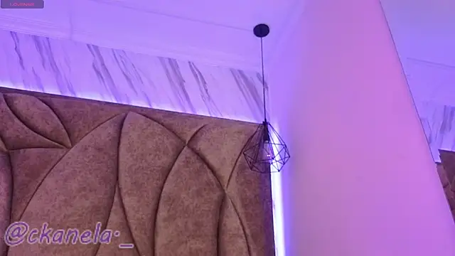 Kanela miller  online show from 11-10-25, 12:32