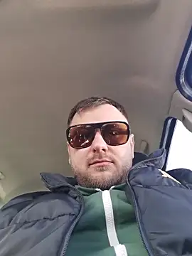 hugedickedd online show from 03-20-26, 08:26