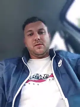 hugedickedd online show from 06-05-26, 05:40