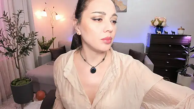 Viki Bellson online show from 06-07-26, 06:57