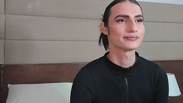 shantall skinny online show from 10-26-25, 07:36