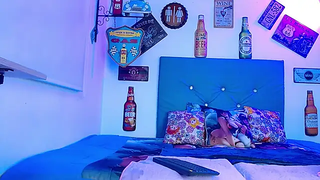 lili roussi online show from 02-14-26, 08:53