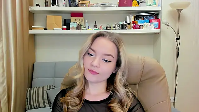 Kara Smith  online show from 01-19-25, 10:06