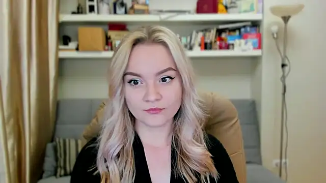 Kara Smith  online show from 09-12-25, 10:09