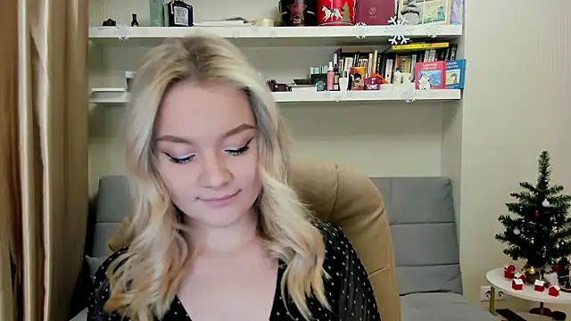 Kara Smith  online show from 01-10-26, 12:28