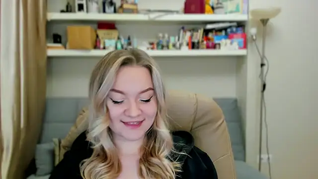 Kara Smith  online show from 11-13-25, 12:25