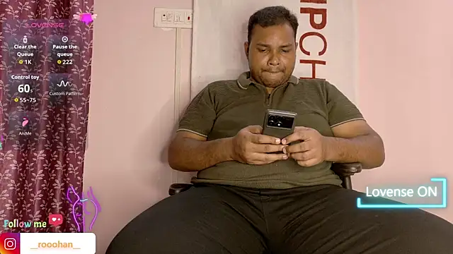 Snapshot of Naughty_Rohan_ chatting on 07-12-26, 02:18 Naughty Rohan online show from 07-12-26, 02:18