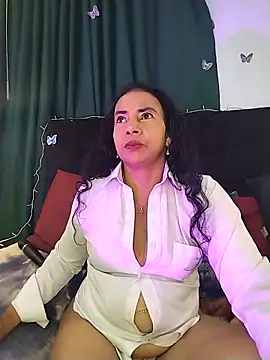 AlexaNovoa  online show from 11-03-25, 11:52