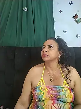 Snapshot of AlexaNovoa_ chatting on 06-19-26, 01:22 AlexaNovoa online show from 06-19-26, 01:22