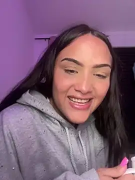 iamsara 21 online show from 04-18-26, 07:00