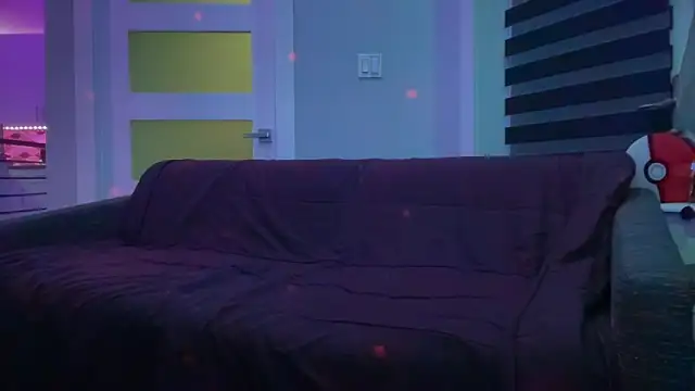 Snapshot of DevinLjClark chatting on 10-07-25, 08:15 DevinLjClark online show from 10-07-25, 08:15