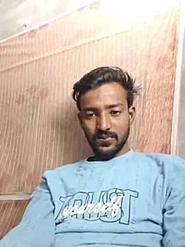 India HOT23 online show from 12-23-25, 07:40