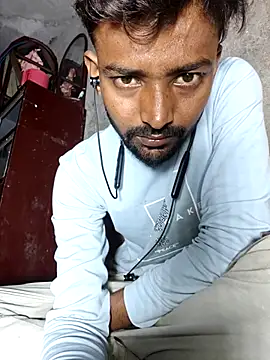 India HOT23 online show from 04-30-26, 07:10