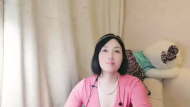 Rachel-6600 online show from 05-17-26, 03:23