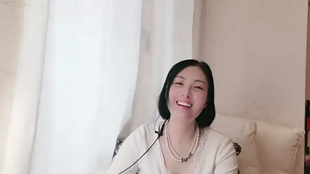 Rachel-6600 online show from 04-19-26, 02:23